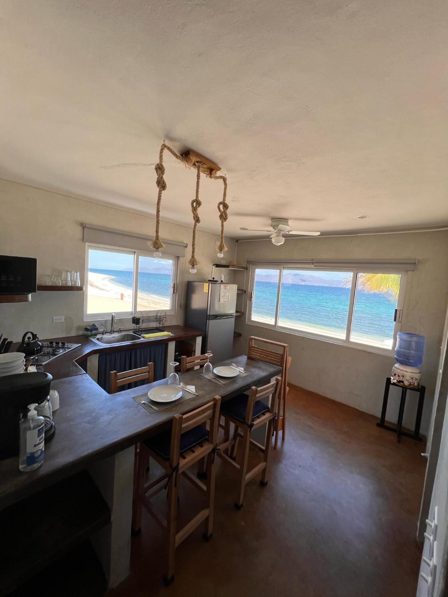Beach Front Lofts, La Ventana Kültér fotó